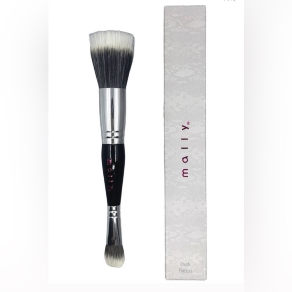 Mally's Double-Ended Powder Brush, NIB